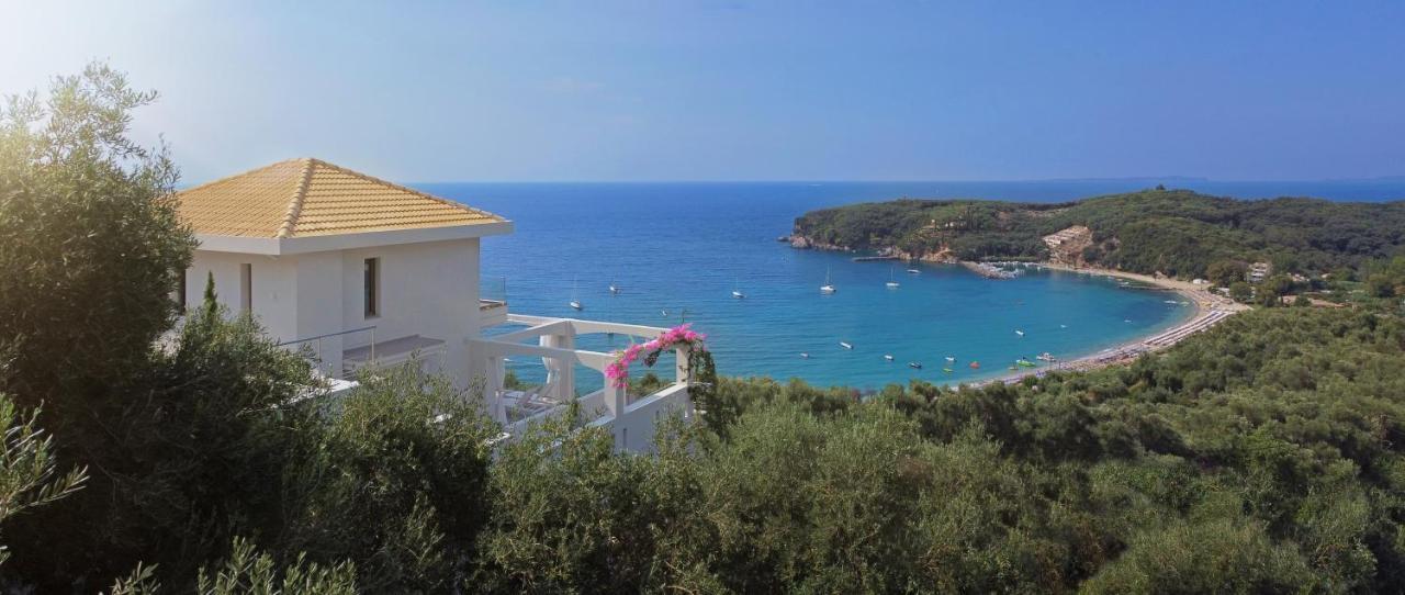 Livinghome Suites Parga Exterior photo